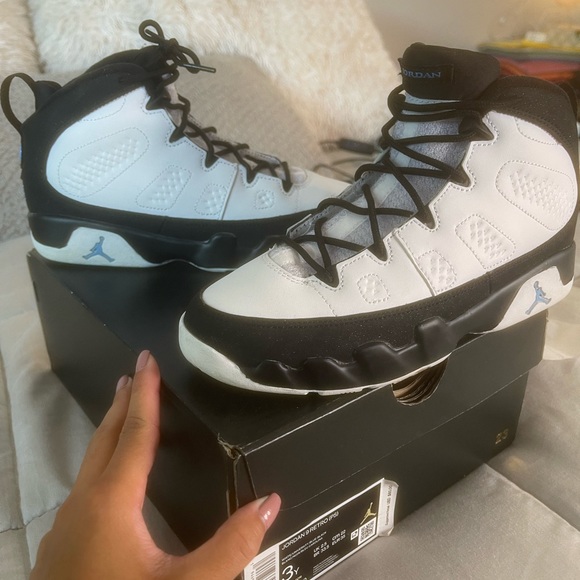 Jordan 9 retro white/ university blue-black - Picture 2 of 4
